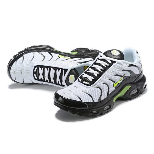 AIR MAX PLUS TN ‘WHITE VOLT’