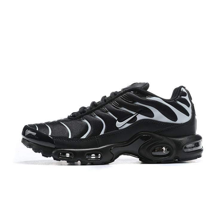 AIR MAX PLUS TN ‘BLACK METALLIC’